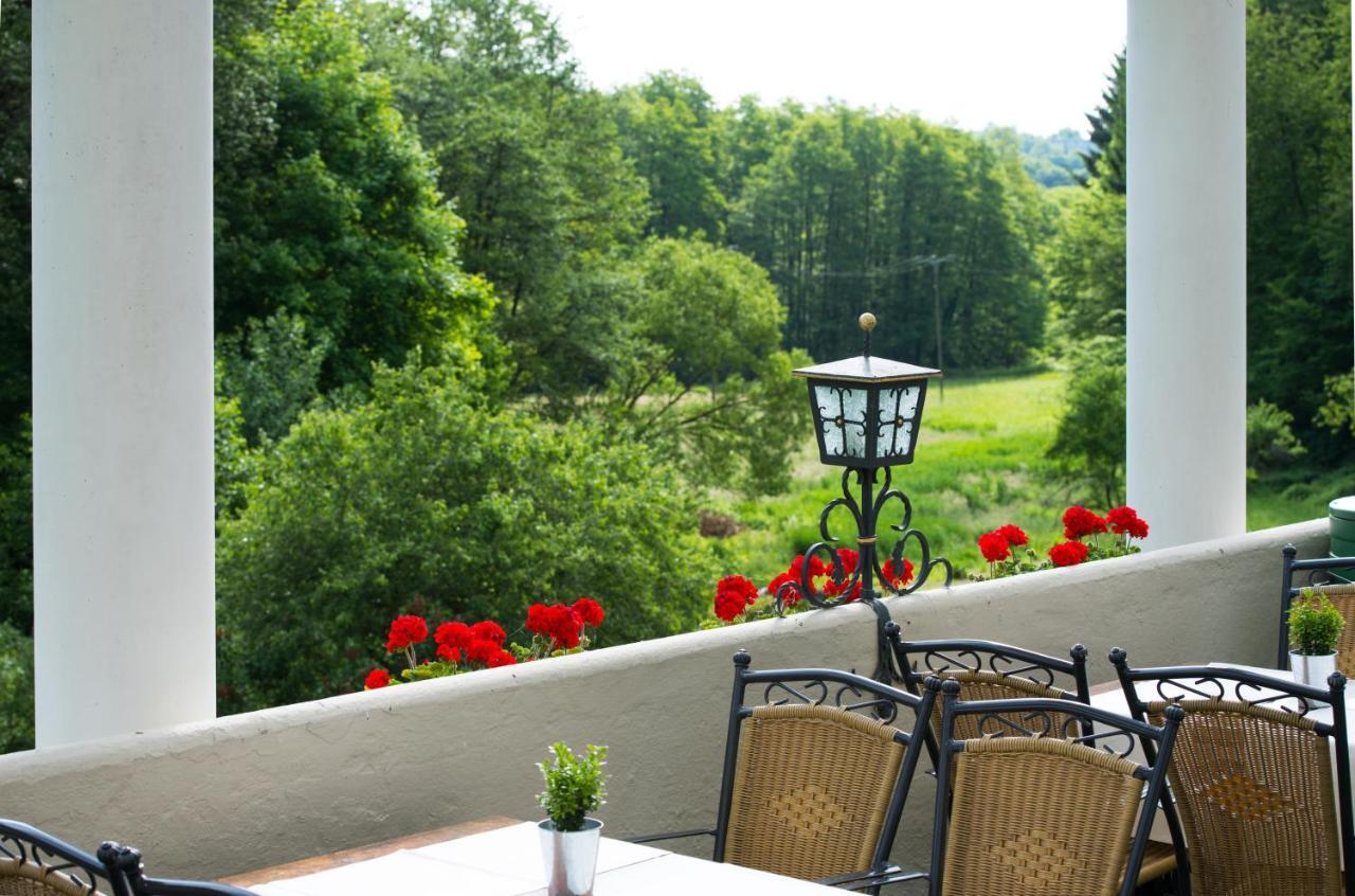 Akzent Waldhotel Rheingau Geisenheim Exterior photo